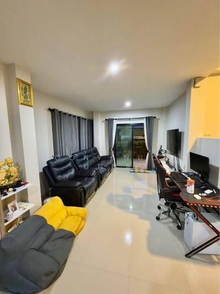 undefined, Chon Buri (Pattaya), Na Pa, Muang Chon Buri, Chon Buri (Pattaya), 3 Bedrooms, 204 sqm, Single Detached House For Sale, by Boonyanuch Unna, 500633474 - DDproperty.com