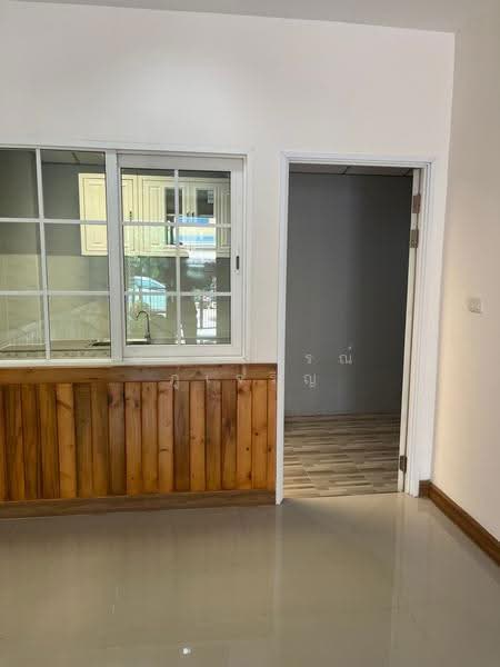 Golden Town 2 Onnut-Ladkrabang, Bangkok, Soi Prachathorn, Lat Krabang, Bangkok, 4 Bedrooms, 135 sqm, Townhouse For Sale, by ปรียาภรณ์ ภู่เจริญ, 500633492 - DDproperty.com