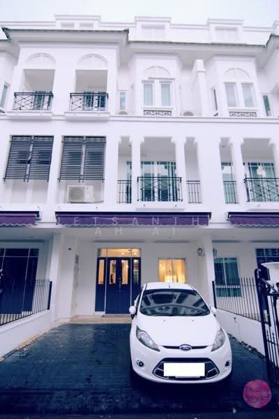 Leon Sukhumvit 62, Bangkok, Soi Sampopnaruemit, Bang Chak, Phra Khanong, Bangkok, 4 Bedrooms, 240 sqm, Townhouse For Rent, by Netsanthiah Ai, 500633497 - DDproperty.com