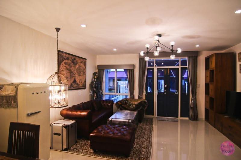 Leon Sukhumvit 62, Bangkok, Soi Sampopnaruemit, Bang Chak, Phra Khanong, Bangkok, 4 Bedrooms, 240 sqm, Townhouse For Rent, by Netsanthiah Ai, 500633497 - DDproperty.com