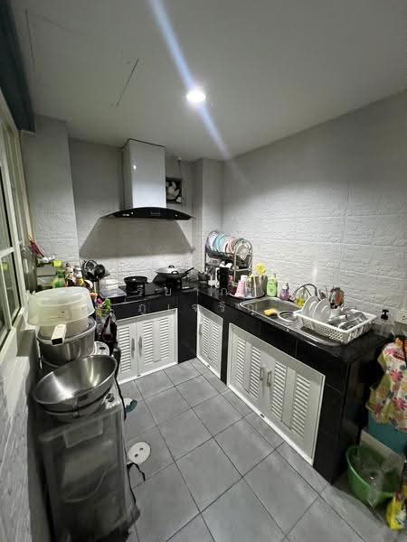 Golden Town Onnut-Pattanakarn, Bangkok, 199 Soi On Nut 65 Yeak 14, Prawet, Bangkok, 4 Bedrooms, 135 sqm, Townhouse For Sale, by ปรียาภรณ์ ภู่เจริญ, 500633509 - DDproperty.com