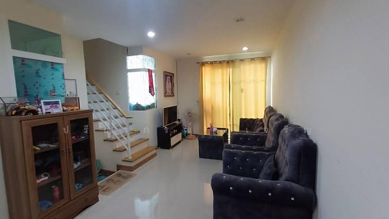 Golden Town Onnut-Pattanakarn, Bangkok, 199 Soi On Nut 65 Yeak 14, Prawet, Bangkok, 4 Bedrooms, 135 sqm, Townhouse For Sale, by ปรียาภรณ์ ภู่เจริญ, 500633518 - DDproperty.com