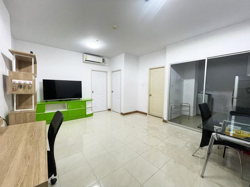 Supalai Park Khaerai-Ngamwongwan, Nonthaburi, Rattanathibet Road, Bang Kra So, Muang Nonthaburi, Nonthaburi, 2 Bedrooms, 57 sqm, Condo For Rent, by ภาคิน ธนทวี, 500633536 - Living Room - DDproperty.com