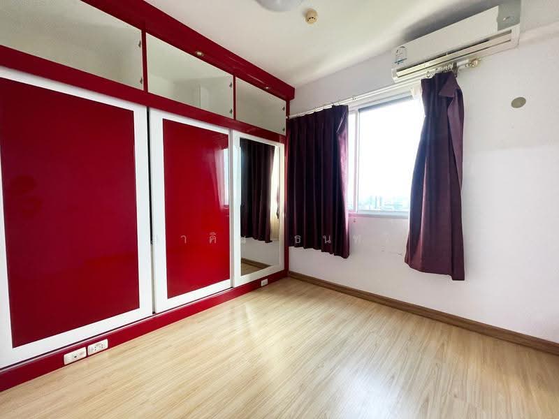 Supalai Park Khaerai-Ngamwongwan, Nonthaburi, Rattanathibet Road, Bang Kra So, Muang Nonthaburi, Nonthaburi, 2 Bedrooms, 57 sqm, Condo For Rent, by ภาคิน ธนทวี, 500633536 - Dressing Room - DDproperty.com