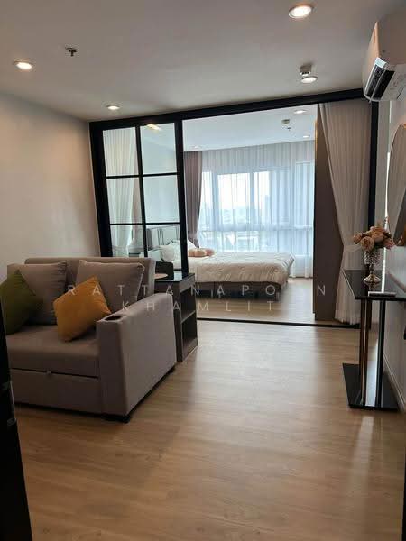 Diamond Ratchada (Tower A), Bangkok, 198 Ratchadaphisek Road, Huai Khwang, Bangkok, 1 Bedroom, 35 sqm, Condo For Rent, by Rattanaporn Khamlit, 500633537 - DDproperty.com