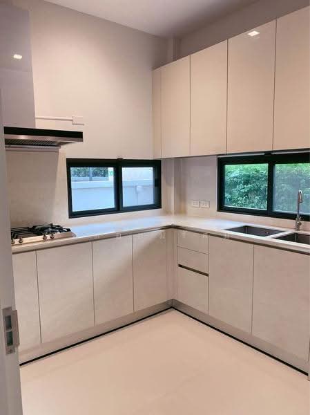 Bangkok Boulevard Sathorn-Pinklao 2, Nonthaburi, Bang Kruai-Chong Thanom Road, Mahasawat, Bang Kruai, Nonthaburi, 4 Bedrooms, 248 sqm, Single Detached House For Rent, by Adisorn Ploymeerassamee, 500633623 - DDproperty.com