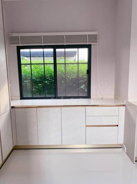Bangkok Boulevard Sathorn-Pinklao 2, Nonthaburi, Bang Kruai-Chong Thanom Road, Mahasawat, Bang Kruai, Nonthaburi, 4 Bedrooms, 248 sqm, Single Detached House For Rent, by Adisorn Ploymeerassamee, 500633623 - DDproperty.com