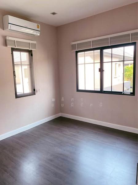 Bangkok Boulevard Sathorn-Pinklao 2, Nonthaburi, Bang Kruai-Chong Thanom Road, Mahasawat, Bang Kruai, Nonthaburi, 4 Bedrooms, 248 sqm, Single Detached House For Rent, by Adisorn Ploymeerassamee, 500633623 - DDproperty.com