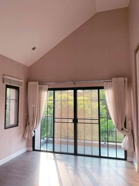 Bangkok Boulevard Sathorn-Pinklao 2, Nonthaburi, Bang Kruai-Chong Thanom Road, Mahasawat, Bang Kruai, Nonthaburi, 4 Bedrooms, 248 sqm, Single Detached House For Rent, by Adisorn Ploymeerassamee, 500633623 - DDproperty.com