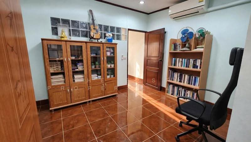 ฮอลลีวู้ด อ่อนนุช 17 (Hollywood Village On Nut 17), Bangkok, Suan Luang, Bangkok, 4 Bedrooms, 100 sqm, Townhouse For Sale, by The Best Property แต้ว, 500633645 - DDproperty.com