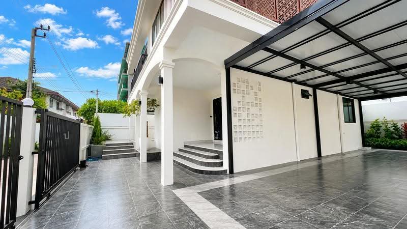 บ้านเดี่ยวหลังมุม นวมินทร์ บางกะปิ, Bangkok, Nuan Chan, Bueng Kum, Bangkok, 3 Bedrooms, 320 sqm, Single Detached House For Sale, by ปภัชญา ธนัตถ์ภรณ์, 500633650 - DDproperty.com