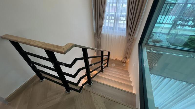 บ้านเดี่ยวหลังมุม นวมินทร์ บางกะปิ, Bangkok, Nuan Chan, Bueng Kum, Bangkok, 3 Bedrooms, 320 sqm, Single Detached House For Sale, by ปภัชญา ธนัตถ์ภรณ์, 500633650 - DDproperty.com