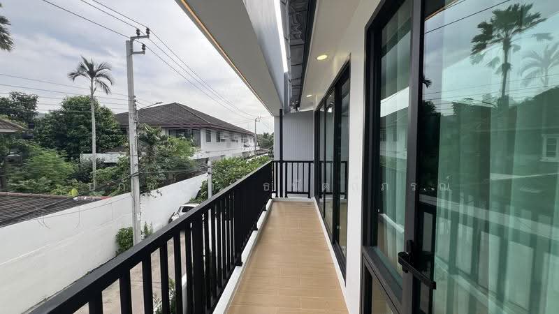 บ้านเดี่ยวหลังมุม นวมินทร์ บางกะปิ, Bangkok, Nuan Chan, Bueng Kum, Bangkok, 3 Bedrooms, 320 sqm, Single Detached House For Sale, by ปภัชญา ธนัตถ์ภรณ์, 500633650 - DDproperty.com