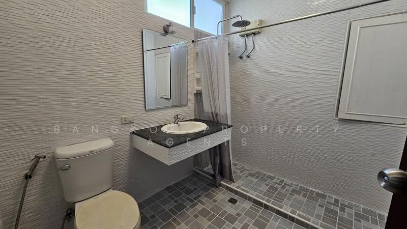 Tongtip Mansion, Bangkok, Soi Sukhumvit 47, Khlong Tan Nua, Watthana, Bangkok, 3 Bedrooms, 250 sqm, Condo For Rent, by BANGKOK PROPERTY AGENTS, 500633738 - DDproperty.com