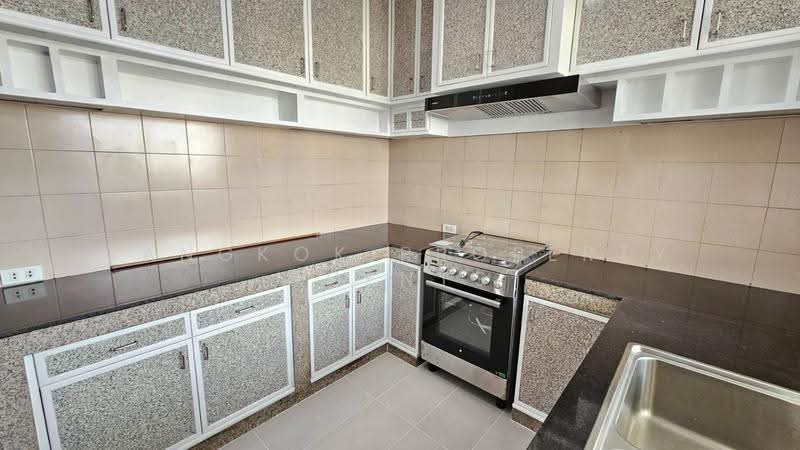 Tongtip Mansion, Bangkok, Soi Sukhumvit 47, Khlong Tan Nua, Watthana, Bangkok, 3 Bedrooms, 250 sqm, Condo For Rent, by BANGKOK PROPERTY AGENTS, 500633738 - DDproperty.com