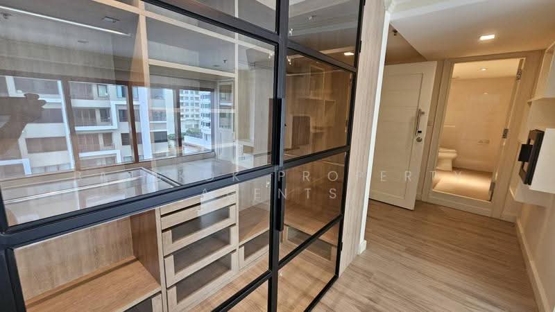 The Emporio Place, Bangkok, 93 Soi Sukhumvit 24, Sukhumvit Road, Khong Tan, Khlong Toei, Bangkok, 2 Bedrooms, 180 sqm, Condo For Rent, by BANGKOK PROPERTY AGENTS, 500633741 - DDproperty.com