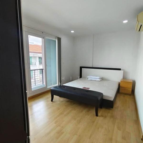 Baan Klang Muang S-Sense Rama 9-Ladprao, Bangkok, Soi Ladprao 84, Ladprao Road, Wang Thonglang, Bangkok, 3 Bedrooms, 180 sqm, Townhouse For Rent, by Thiti Boonchurn, 500633749 - DDproperty.com