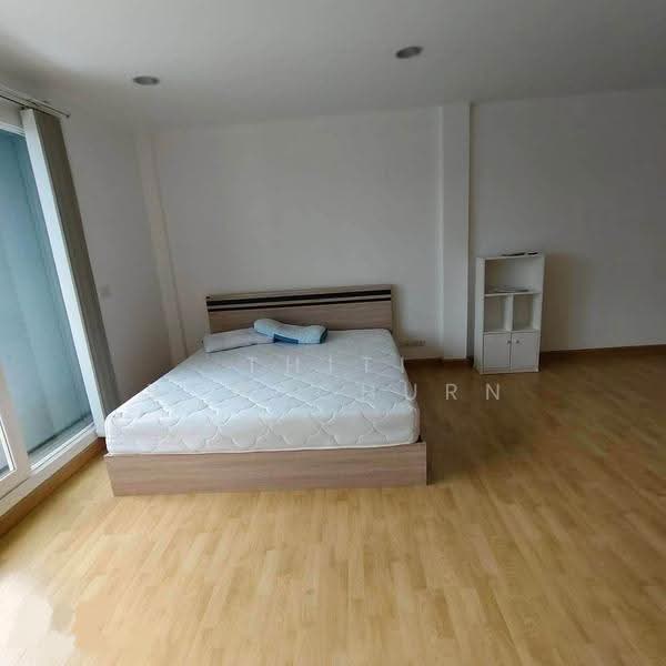 Baan Klang Muang S-Sense Rama 9-Ladprao, Bangkok, Soi Ladprao 84, Ladprao Road, Wang Thonglang, Bangkok, 3 Bedrooms, 180 sqm, Townhouse For Rent, by Thiti Boonchurn, 500633749 - DDproperty.com