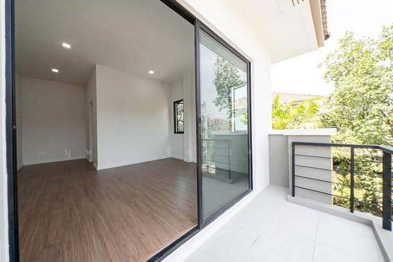 The Centro Watcharapol, Bangkok, Sukhaphiban 5 Road, O-Ngoen, Sai Mai, Bangkok, 3 Bedrooms, 217 sqm, Single Detached House For Sale, by บุษบา รัตนวงษ์ชัย, 500633750 - DDproperty.com