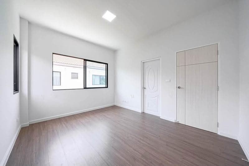 The Centro Watcharapol, Bangkok, Sukhaphiban 5 Road, O-Ngoen, Sai Mai, Bangkok, 3 Bedrooms, 217 sqm, Single Detached House For Sale, by บุษบา รัตนวงษ์ชัย, 500633750 - DDproperty.com