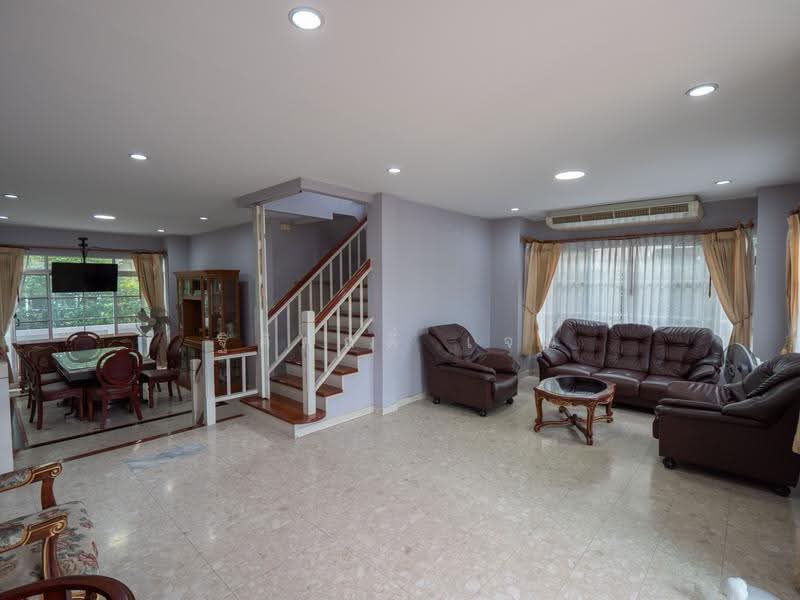 Nantawan Suanluang Rama 9, Bangkok, Chaloem Phra Kiat Rama 9, Soi 62, Dok Mai, Prawet, Bangkok, 5 Bedrooms, 300 sqm, Single Detached House For Rent, by TITISAK Jane, 500633782 - DDproperty.com