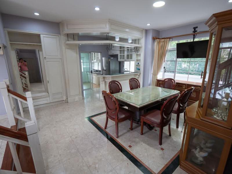 Nantawan Suanluang Rama 9, Bangkok, Chaloem Phra Kiat Rama 9, Soi 62, Dok Mai, Prawet, Bangkok, 5 Bedrooms, 300 sqm, Single Detached House For Rent, by TITISAK Jane, 500633782 - DDproperty.com