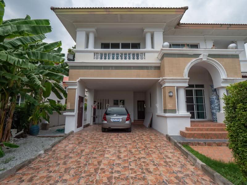 Nantawan Suanluang Rama 9, Bangkok, Chaloem Phra Kiat Rama 9, Soi 62, Dok Mai, Prawet, Bangkok, 5 Bedrooms, 300 sqm, Single Detached House For Rent, by TITISAK Jane, 500633782 - DDproperty.com