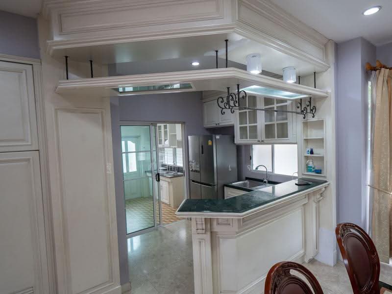 Nantawan Suanluang Rama 9, Bangkok, Chaloem Phra Kiat Rama 9, Soi 62, Dok Mai, Prawet, Bangkok, 5 Bedrooms, 300 sqm, Single Detached House For Rent, by TITISAK Jane, 500633782 - DDproperty.com
