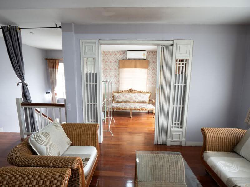 Nantawan Suanluang Rama 9, Bangkok, Chaloem Phra Kiat Rama 9, Soi 62, Dok Mai, Prawet, Bangkok, 5 Bedrooms, 300 sqm, Single Detached House For Rent, by TITISAK Jane, 500633782 - DDproperty.com