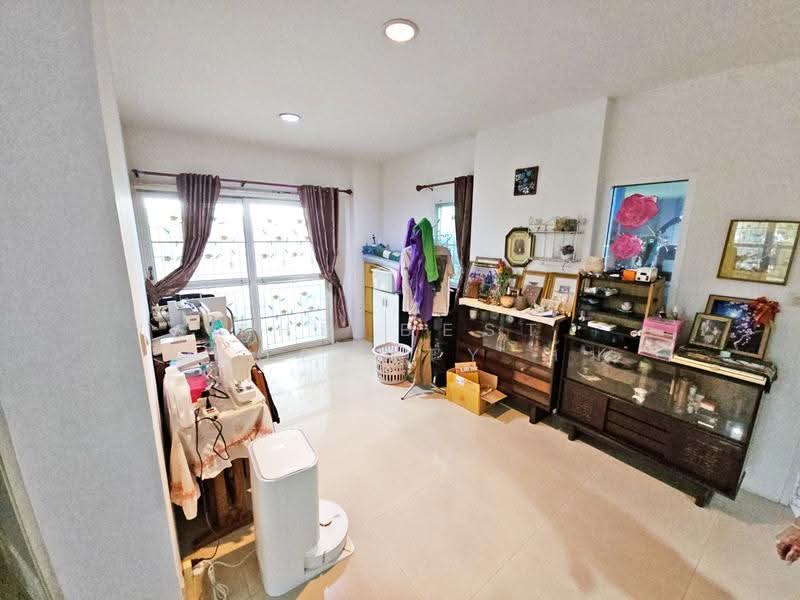 ดิไอดอล ไพรเวท ดอนหัวฬ่อ, Chon Buri (Pattaya), Don Hualo, Muang Chon Buri, Chon Buri (Pattaya), 4 Bedrooms, 100 sqm, Semi-Detached House (Twin House) For Sale, by The Best Property ส้ม, 500633807 - DDproperty.com