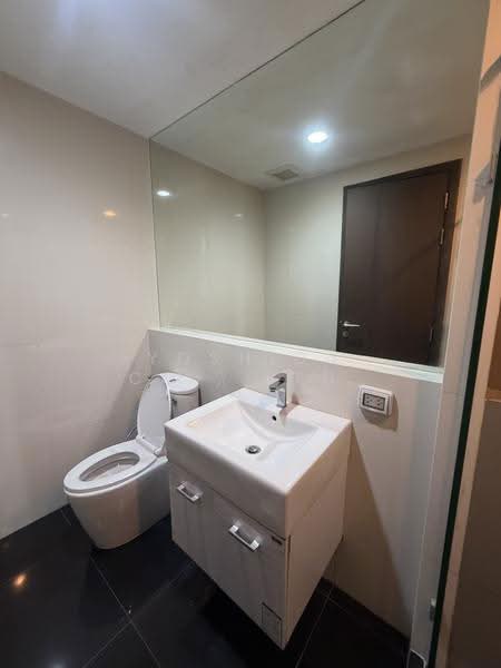 Rhythm Sathorn-Narathiwas, Bangkok, 651 Naradhiwas Rajanagarindra Road, Thung Maha Mek, Sathon, Bangkok, 2 Bedrooms, 61 sqm, Condo For Rent, by Yoshida Co., Ltd., 500633812 - DDproperty.com