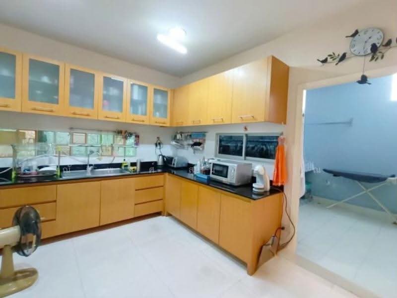 ไม่พบโครงการ, Bangkok, สุทธิสาร, Samsen Nok, Huai Khwang, Bangkok, 4 Bedrooms, 280 sqm, Single Detached House For Rent, by ณัฐพงศ์ สุนทรอรุณ, 500633821 - DDproperty.com