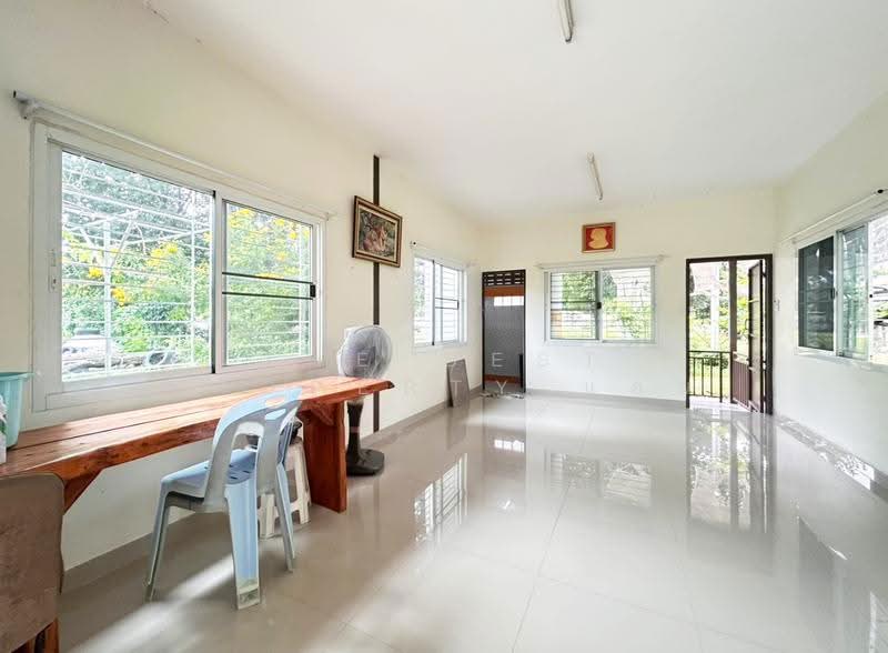 บ้านเดี่ยวบ้านสวน ชลบุรี, Chon Buri (Pattaya), Ban Suan, Muang Chon Buri, Chon Buri (Pattaya), 1 Bedroom, 100 sqm, Single Detached House For Sale, by The Best Property แอน, 500633823 - DDproperty.com
