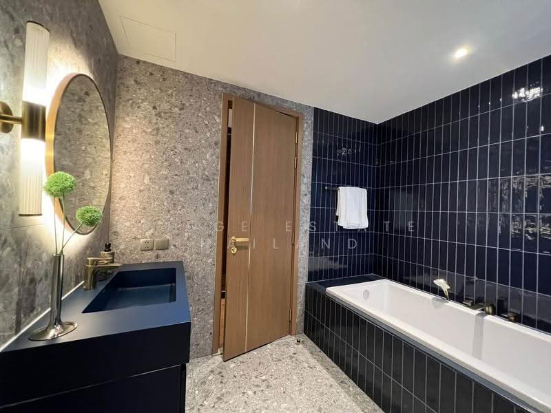 Via 34, Bangkok, 15 Soi Sukhumvit 34, Khong Tan, Khlong Toei, Bangkok, 2 Bedrooms, 125 sqm, Condo For Rent, by Bridge Estate Thailand, 500633825 - DDproperty.com