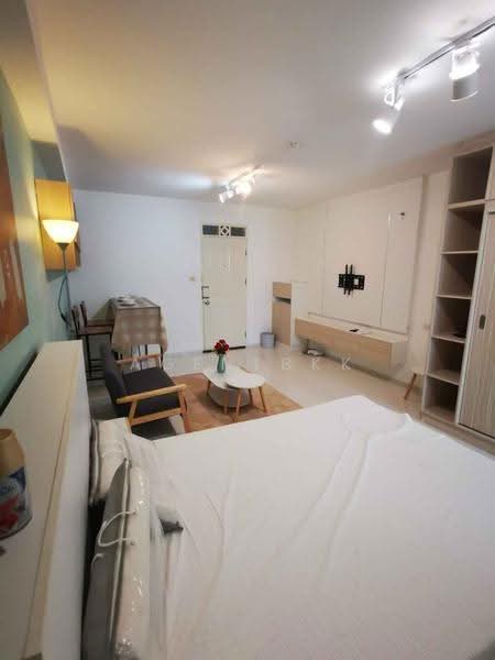 Supalai City Home Ratchada 10, Bangkok, Soi Ratchadaphisek 10, Ratchadaphisek Road, Huai Khwang, Bangkok, 1 Bedroom, 30 sqm, Condo For Rent, by Agentbkk, 500633832 - DDproperty.com
