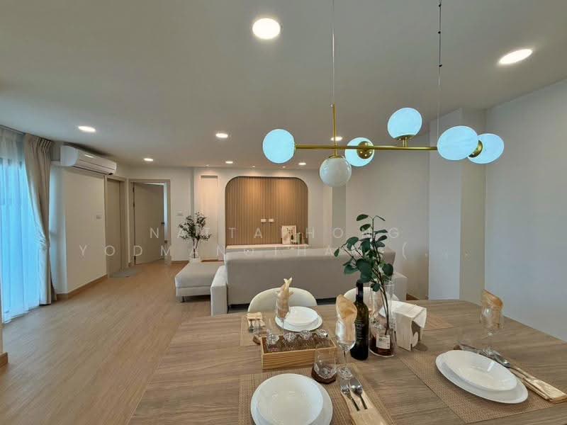 Thippharoek Condominium, Bangkok, 978 Soi Borommaratchachonnani 12, Bang Bamru, Bang Phlat, Bangkok, 2 Bedrooms, 104 sqm, Condo For Sale, by NATTAPHONG Yodmanotham (K. Book), 500633856 - DDproperty.com