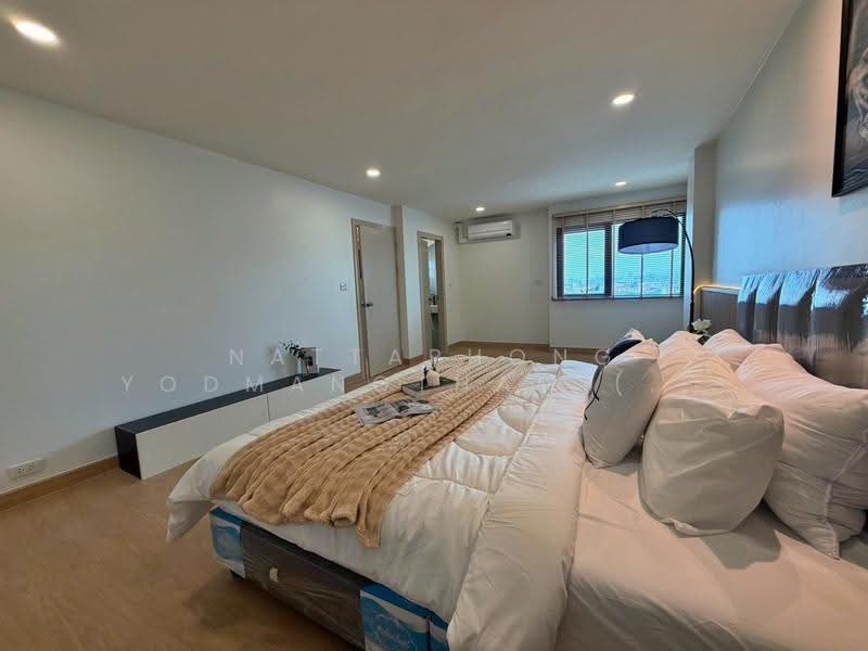 Thippharoek Condominium, Bangkok, 978 Soi Borommaratchachonnani 12, Bang Bamru, Bang Phlat, Bangkok, 2 Bedrooms, 104 sqm, Condo For Sale, by NATTAPHONG Yodmanotham (K. Book), 500633856 - DDproperty.com