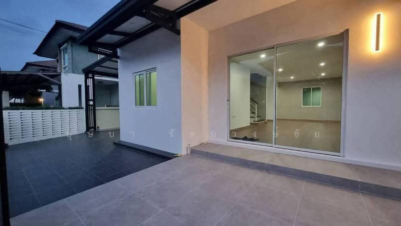 The Trust Ville Watcharapol-Hathairat, Pathum Thani, Hatairat Road, Bung Kham Proi, Lam Luk Ka, Pathum Thani, 4 Bedrooms, 200 sqm, Single Detached House For Sale, by บุษบา รัตนวงษ์ชัย, 500633870 - DDproperty.com