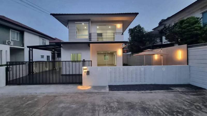 The Trust Ville Watcharapol-Hathairat, Pathum Thani, Hatairat Road, Bung Kham Proi, Lam Luk Ka, Pathum Thani, 4 Bedrooms, 200 sqm, Single Detached House For Sale, by บุษบา รัตนวงษ์ชัย, 500633870 - DDproperty.com