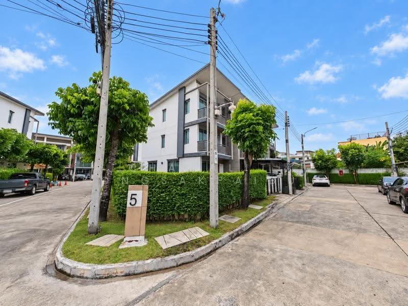 Town Avenue Time Thakaham 16, Bangkok, Soi Tha Kham 16, Samae Dam, Bang Khun Thian, Bangkok, 3 Bedrooms, 171 sqm, Townhouse For Rent, by CHAWALIT KONGSAKPAIBUL, 500633885 - DDproperty.com