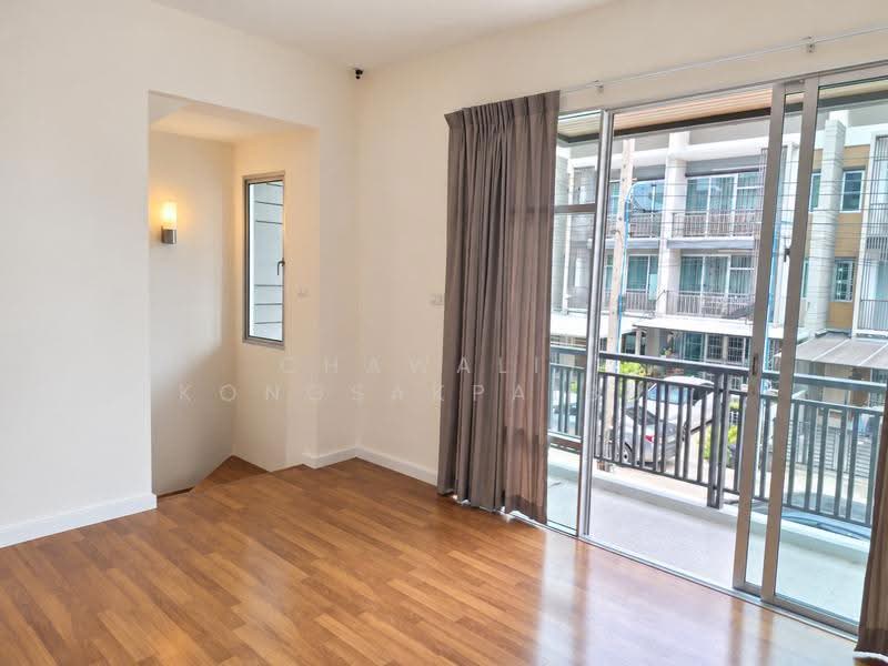 Town Avenue Time Thakaham 16, Bangkok, Soi Tha Kham 16, Samae Dam, Bang Khun Thian, Bangkok, 3 Bedrooms, 171 sqm, Townhouse For Rent, by CHAWALIT KONGSAKPAIBUL, 500633885 - DDproperty.com