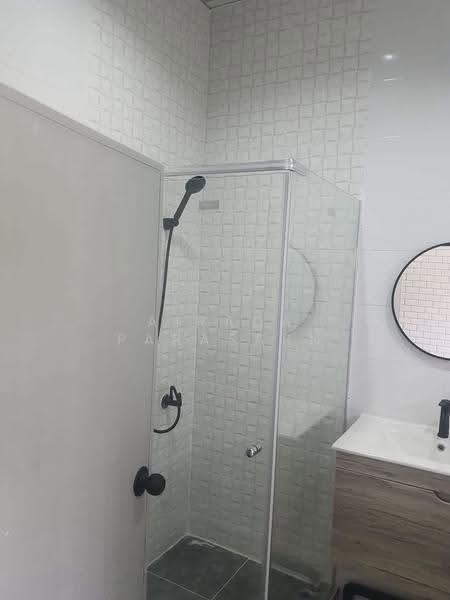 โชคชัย 4 แยก 82-2, Bangkok, Lat Phrao, Bangkok, 2 Bedrooms, 110 sqm, Townhouse For Rent, by Airada Parasarn, 500633916 - DDproperty.com