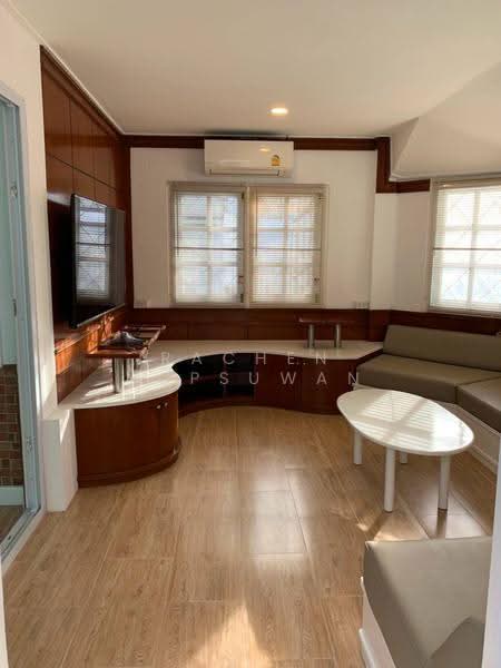 Sammakon Ramkhamhaeng, Bangkok, Ramkhamhaeng Road, Saphan Sung, Bangkok, 3 Bedrooms, 200 sqm, Single Detached House For Rent, by Rachen Nopsuwan, 500633921 - DDproperty.com