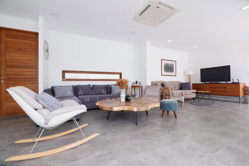 Luxury Pool Villa for Rent near CentralFestival, Chiang Mai Rental Price: 110,000 THB/month No.6P013, Chiang Mai, San Phra Net, San Sai, Chiang Mai, 5 Bedrooms, 200 sqm, Single Detached House For Rent, by Baandeedee Chiangmai, 500633923 - DDproperty.com
