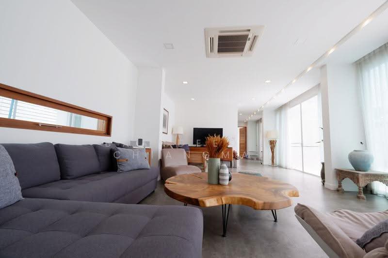 Luxury Pool Villa for Rent near CentralFestival, Chiang Mai Rental Price: 110,000 THB/month No.6P013, Chiang Mai, San Phra Net, San Sai, Chiang Mai, 5 Bedrooms, 200 sqm, Single Detached House For Rent, by Baandeedee Chiangmai, 500633923 - DDproperty.com
