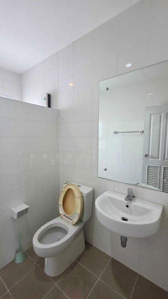 Townhome for rent near Sarasas Witaed Lanna School, Rental Price: 14,000 THB / month No.9H130, Chiang Mai, Mae Hia, Muang Chiang Mai, Chiang Mai, 2 Bedrooms, 100 sqm, Townhouse For Rent, by Baandeedee Chiangmai, 500633937 - DDproperty.com