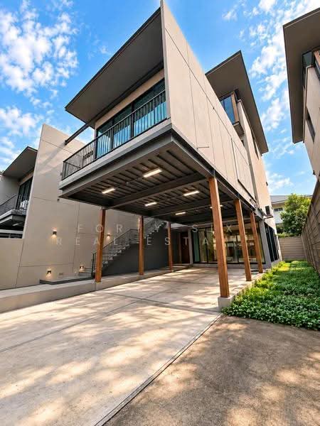 The Pantas Rachada - Rama 9, Bangkok, Soi Saha Kan Pramun, Pracha Uthit Road, Wang Thonglang, Bangkok, 3 Bedrooms, 510 sqm, Townhouse For Rent, by Forty-Six Real Estate Group, 500634007 - DDproperty.com