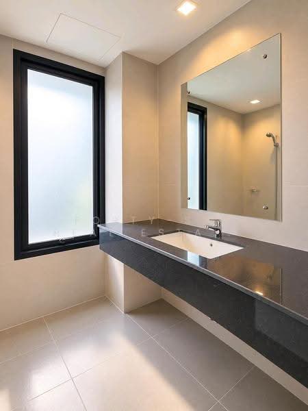 The Pantas Rachada - Rama 9, Bangkok, Soi Saha Kan Pramun, Pracha Uthit Road, Wang Thonglang, Bangkok, 3 Bedrooms, 510 sqm, Townhouse For Rent, by Forty-Six Real Estate Group, 500634007 - DDproperty.com