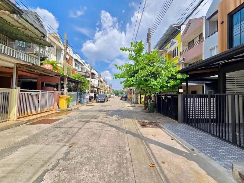 หมู่บ้าน ซิตี้ทาวน์โฮม ถนนลาดพร้าว80 แยก26 แขวงวังทองหลาง เขตวังทองหลาง, กรุงเทพ, ลาดพร้าว80 แยก26, วังทองหลาง, กรุงเทพ, 160 ตร.ม., ทาวน์เฮ้าส์ ขาย, โดย นภัสศรณ์ วงศ์สินไทยกร (นันท์), 500634017 - DDproperty.com