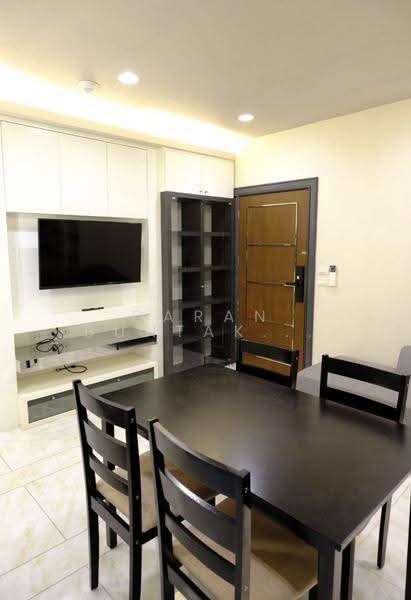 Pathumwan Resort, Bangkok, Phayathai Road, Thanon Phaya Thai, Ratchathewi, Bangkok, 2 Bedrooms, 60 sqm, Condo For Sale, by Daran Buntakawinkul, 500634029 - DDproperty.com